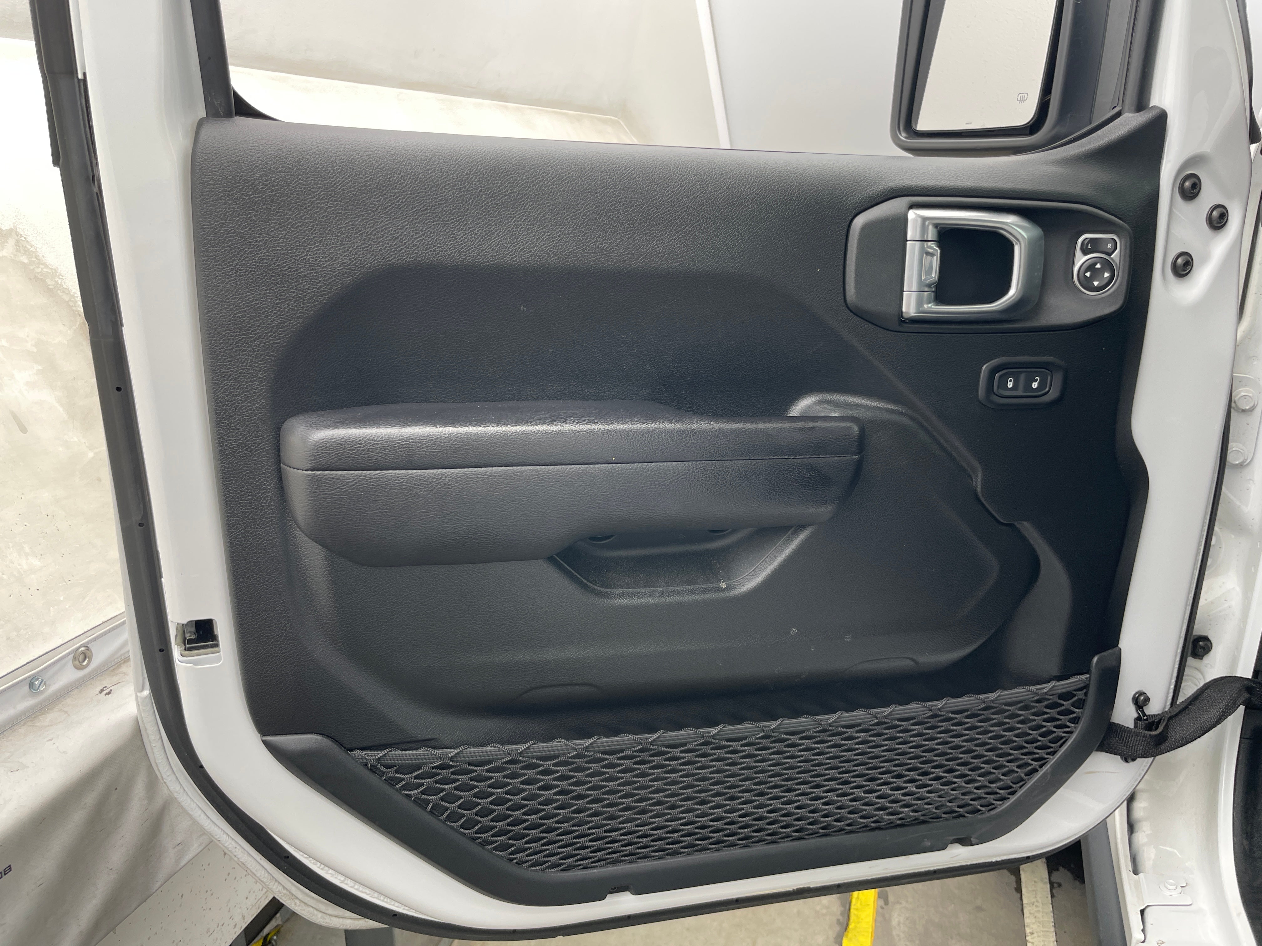 jeep wrangler unlimited 2021 1C4HJXDG1MW824477 image jeep wrangler unlimited 2021 1C4HJXDG1MW824477 image